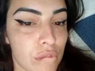 britneyquenn18 webcam