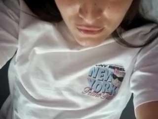 britneyquenn18 webcam