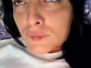  britneyquenn18 chat room