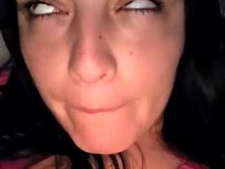 britneyquenn18 webcam