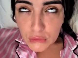 britneyquenn18 webcam