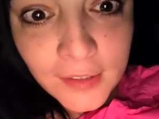 Live webcam model britneyquenn18 on Soda Cams