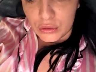 britneyquenn18 webcam model