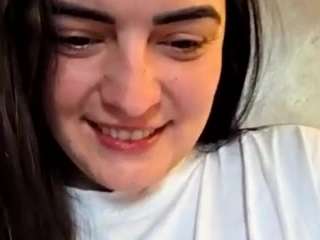 Live webcam model britneyquenn18 on Soda Cams