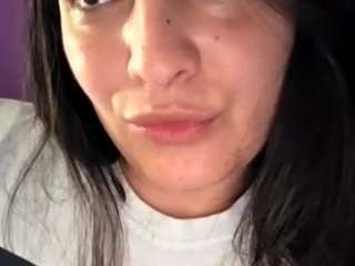 britneyquenn18's CamSoda show and profile