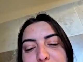 britneyquenn18 live cam profile