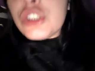 Live webcam model britneyquenn18 on Soda Cams