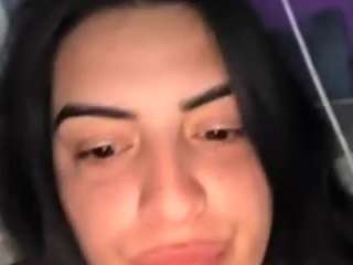 Live webcam model britneyquenn18 on Soda Cams