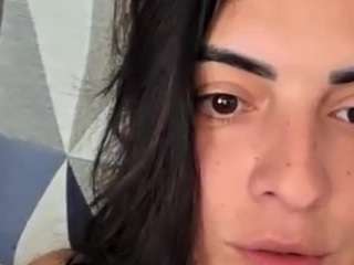 britneyquenn18 webcam