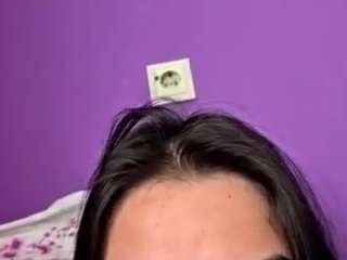 britneyquenn18 webcam