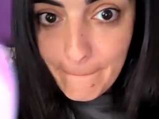 britneyquenn18 webcam