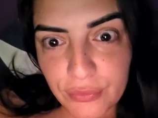 britneyquenn18 live webcam show