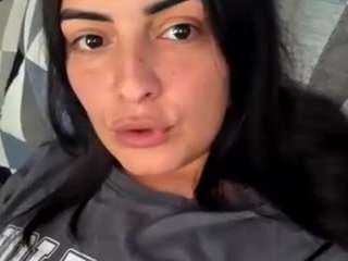 britneyquenn18 live webcam show