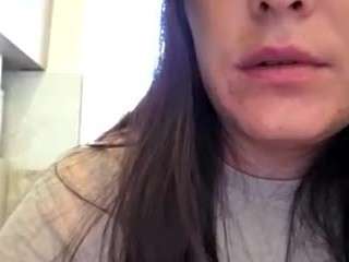 BritneyQuenn18 live cam preview