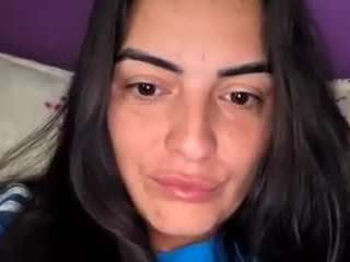 BritneyQuenn18 live cam preview