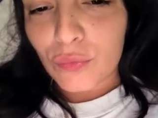BritneyQuenn18 live cam preview