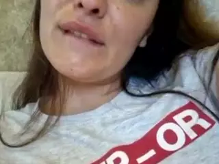 BritneyQuenn18's Live Sex Cam Show