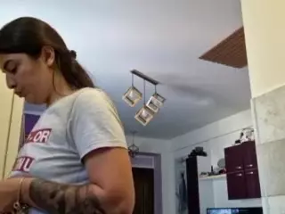 BritneyQuenn18's Live Sex Cam Show