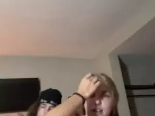 eyecandiii's Live Sex Cam Show