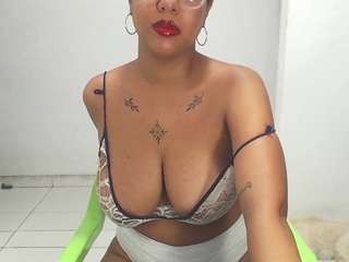 janicewhore webcam