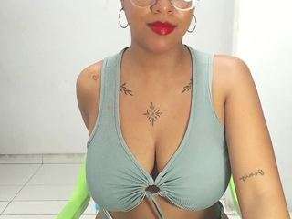 janicewhore webcam