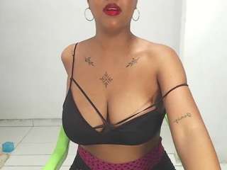 janicewhore webcam