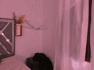 venus-velvet Live Webcam on CamSoda