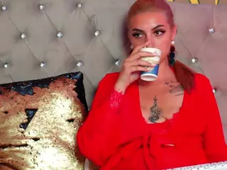 Ava-Bloom's Live Sex Cam Show