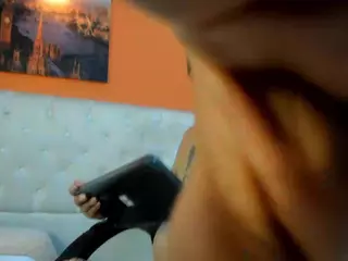 Breakkinng's Live Sex Cam Show