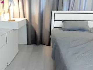 Eva's Live Sex Cam Show