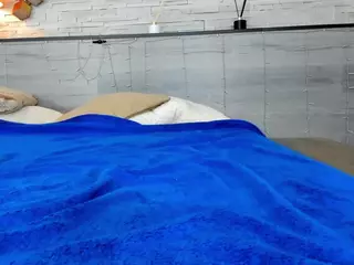 foxxy-milf's Live Sex Cam Show