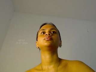 keylisweet live webcam show