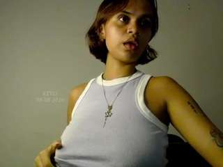 Live cam show with keylisweet