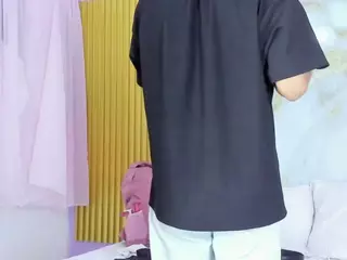 LeahAdam's Live Sex Cam Show