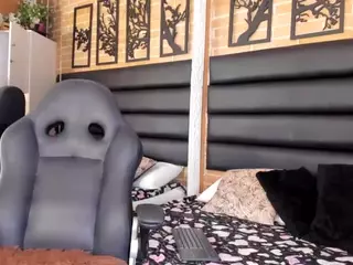 lolly-charlotte's Live Sex Cam Show