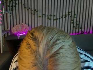 Live cam show with Michele