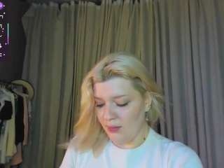 Michele live webcam show