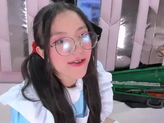 Nahomismith1's Live Sex Cam Show
