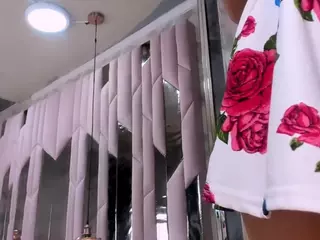 Nahomismith1's Live Sex Cam Show