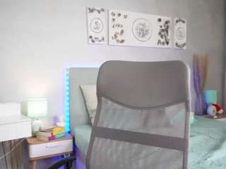 tinataylore Live Webcam on CamSoda