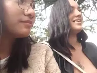 XlittleanaX's Live Sex Cam Show