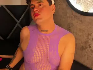 Yordan-chubbyhot's Live Sex Cam Show
