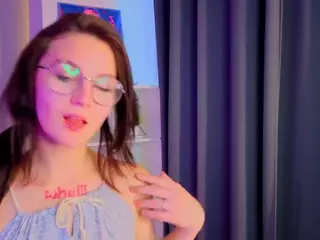 AccaEarney's Live Sex Cam Show