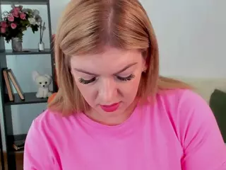 AmyMoonlight's Live Sex Cam Show