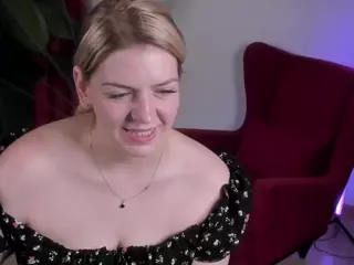 AmyMoonlight's Live Sex Cam Show