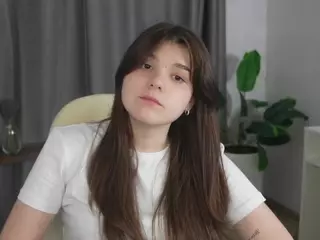 BrittEldon's Live Sex Cam Show