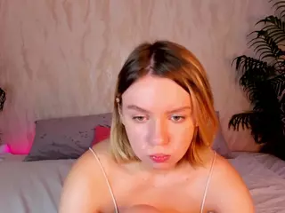 Casey-Miller's Live Sex Cam Show