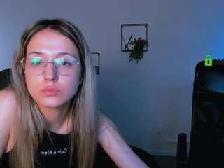 Hd, Young Adult, Teen 18, Stri Camiqa – Free Live Video Chat with Strangers Online