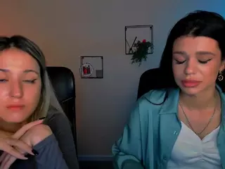 crystal-monroe's Live Sex Cam Show
