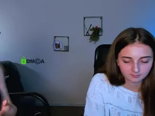 crystal-monroe's Live Sex Cam Show
